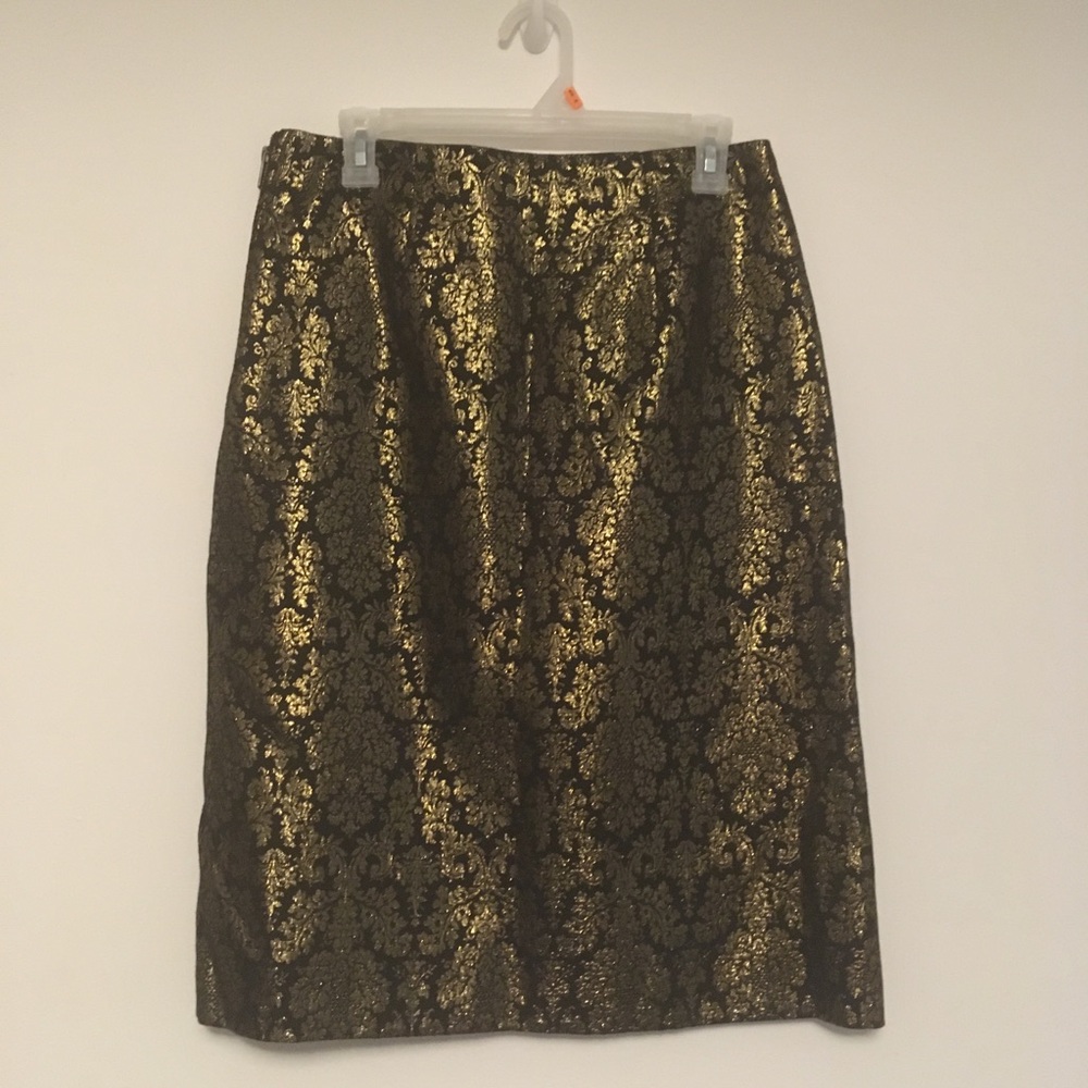 Worthington Black Gold Shiny Skirt Size 8